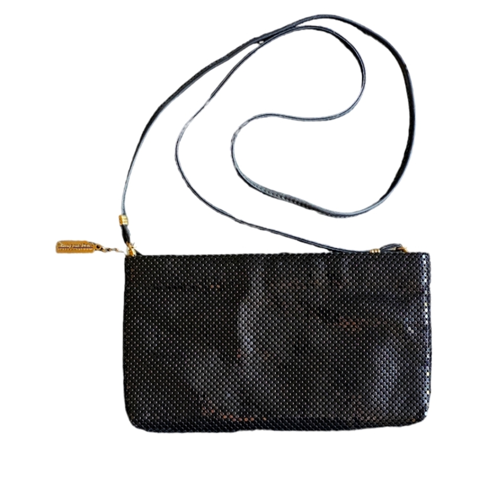 Whiting and Davis shiny purse‎